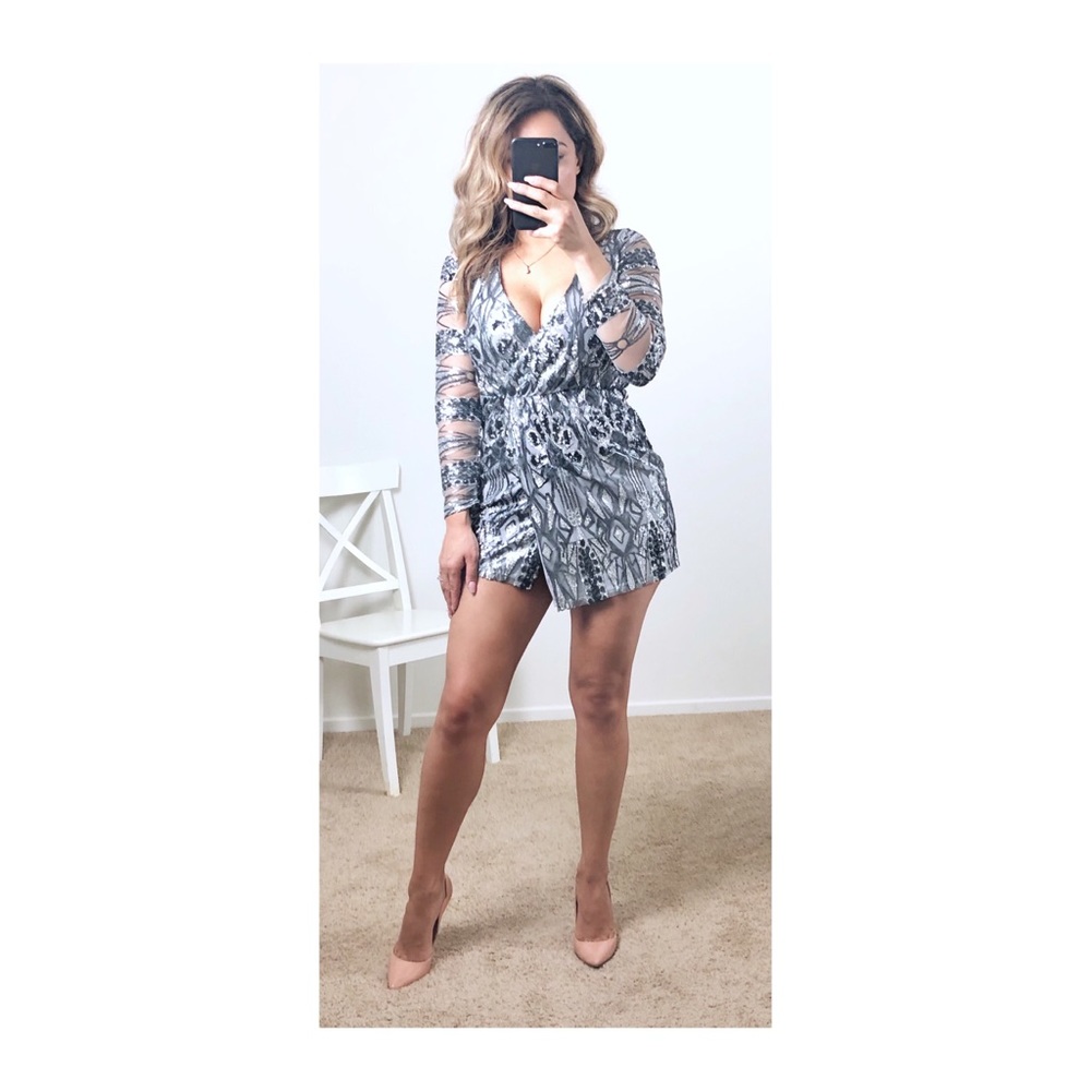SALE‼️New BEBE dress